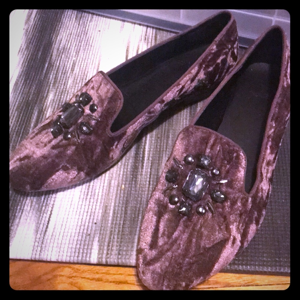 Vera Wang Loafers. Size 10